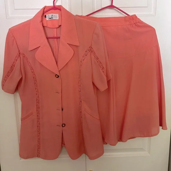 Vintage Cute Peach Two Piece Dress Set - Picture 1 of 3